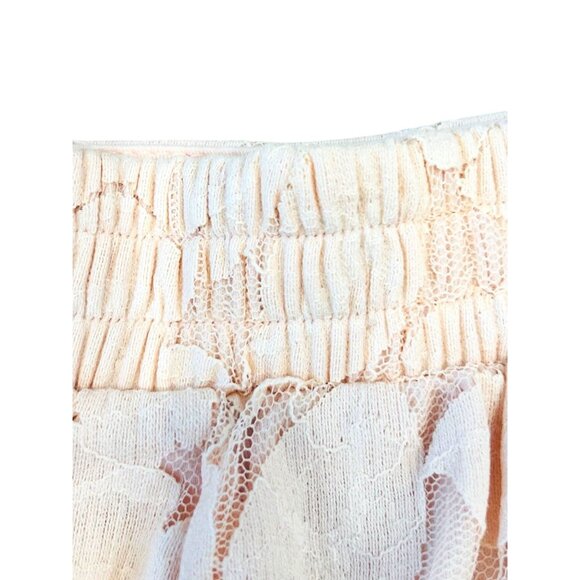 Classic Lace Plus Size Pale Pink Flowy Lined Shorts with Expandable Waist Sz 3X - Picture 9 of 13